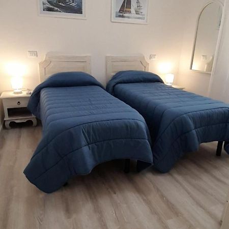 Margherita Guest House Ольбия Экстерьер фото