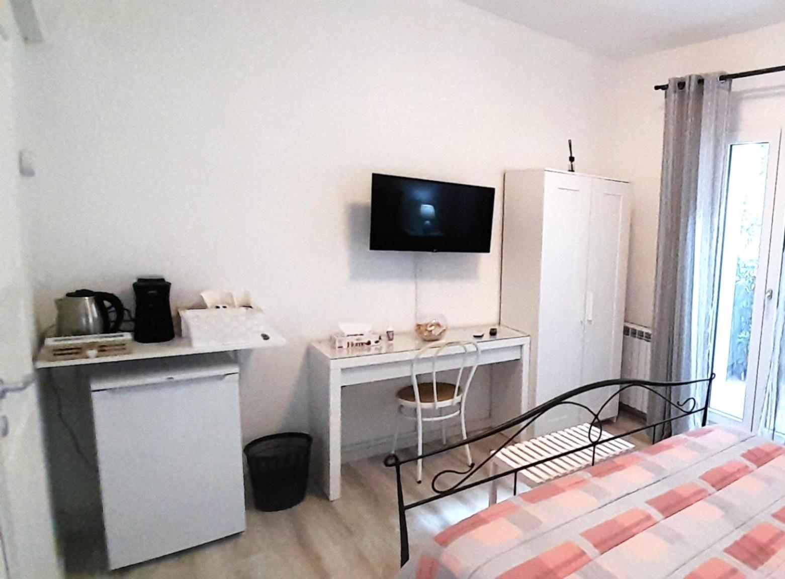 Margherita Guest House Ольбия Экстерьер фото